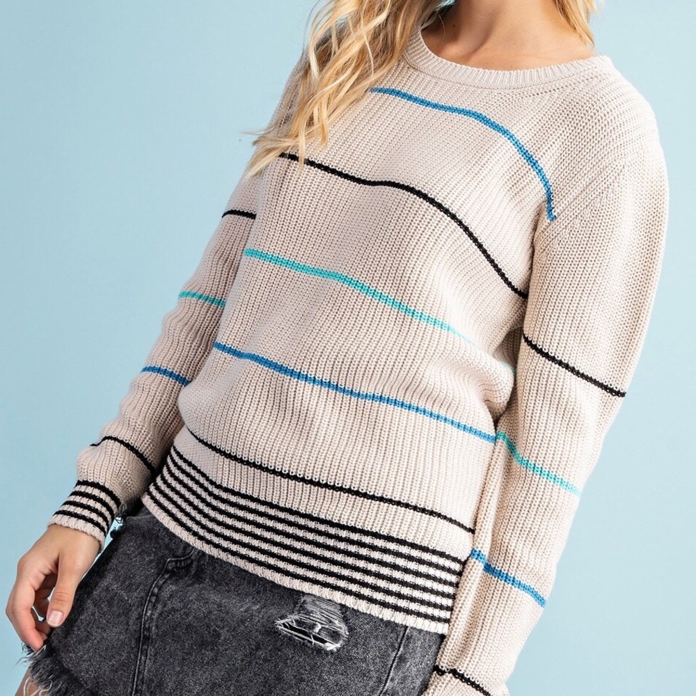 Oatmeal sweater with stripes, size M/L, new with tags
